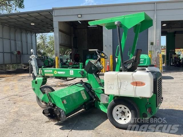 Lay-Mor SM300 İç mekan süpürme makineleri