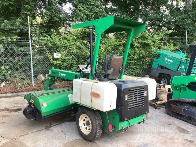 Lay-Mor SM300 İç mekan süpürme makineleri