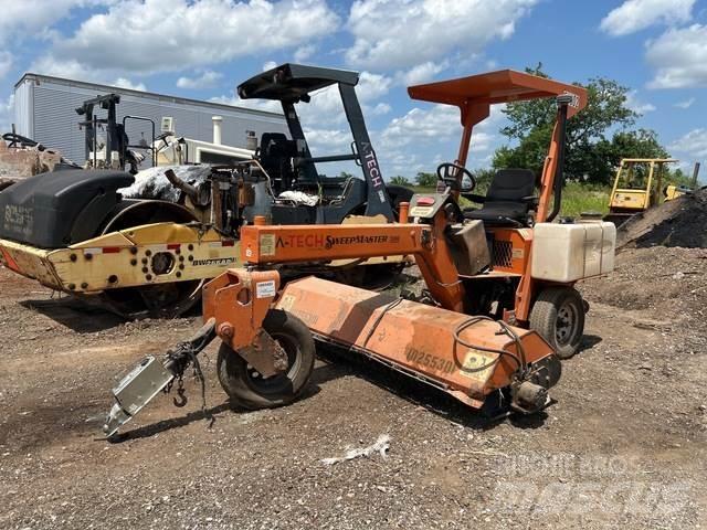 Lay-Mor SM300 İç mekan süpürme makineleri
