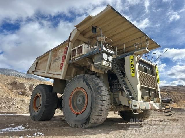 Liebherr T282B Belden kirma kaya kamyonu