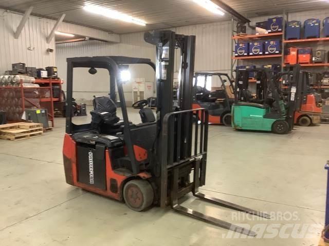 Linde E18 Elektrikli forkliftler