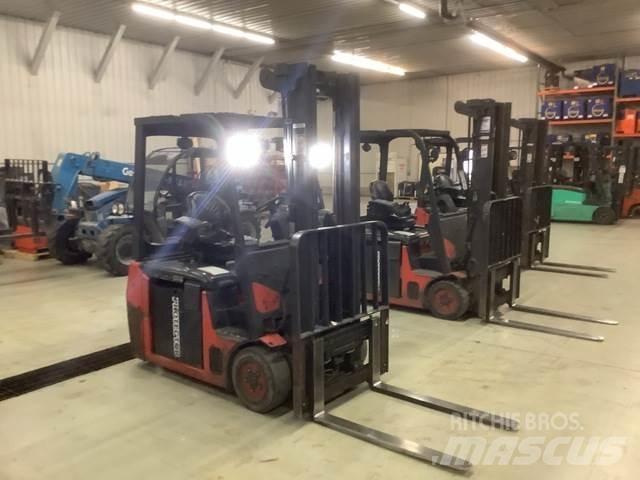Linde E18 Elektrikli forkliftler