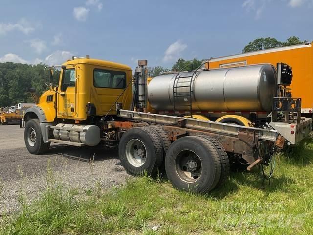 Mack 700 Kar küreme biçaklari