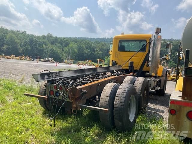 Mack 700 Kar küreme biçaklari