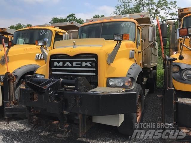 Mack 700 Kar küreme biçaklari