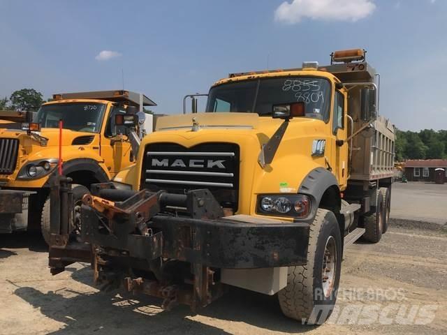 Mack 700 Kar küreme biçaklari