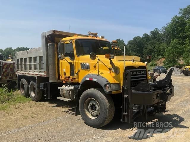Mack 700 Kar küreme biçaklari
