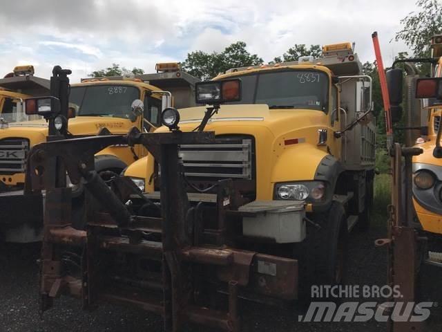 Mack 700 Kar küreme biçaklari