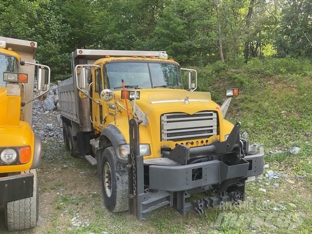 Mack 700 Kar küreme biçaklari