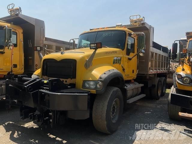 Mack 700 Kar küreme biçaklari