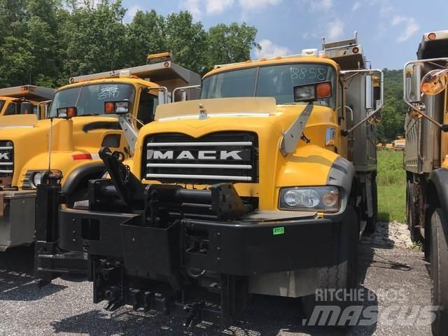 Mack 700 Kar küreme biçaklari
