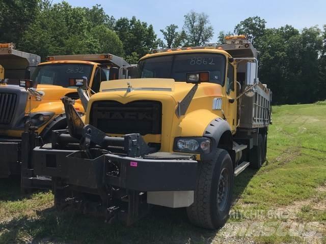 Mack 700 Kar küreme biçaklari