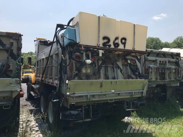 Mack 700 Kar küreme biçaklari