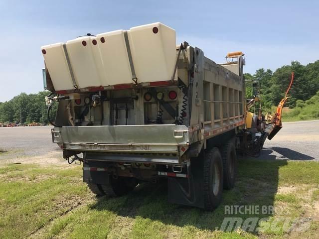Mack 700 Kar küreme biçaklari