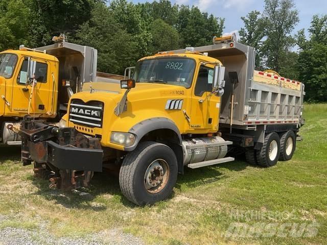Mack 700 Kar küreme biçaklari
