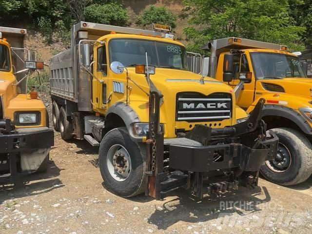Mack 700 Kar küreme biçaklari