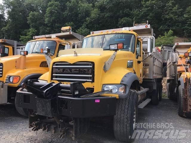 Mack 700 Kar küreme biçaklari