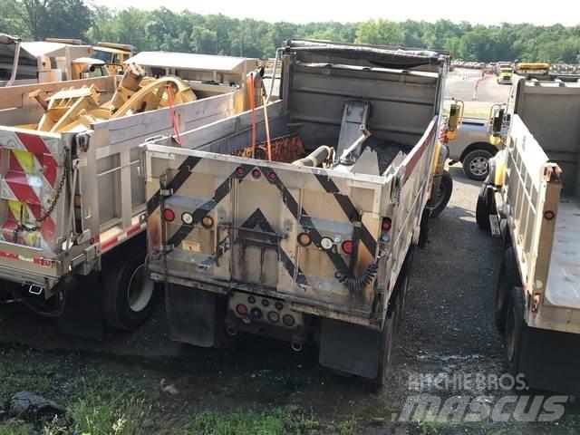 Mack 700 Kar küreme biçaklari