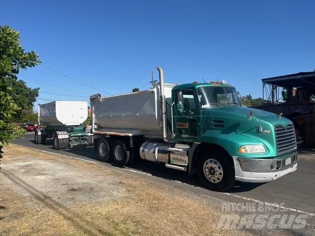 Mack CHU613 Diger kamyonlar