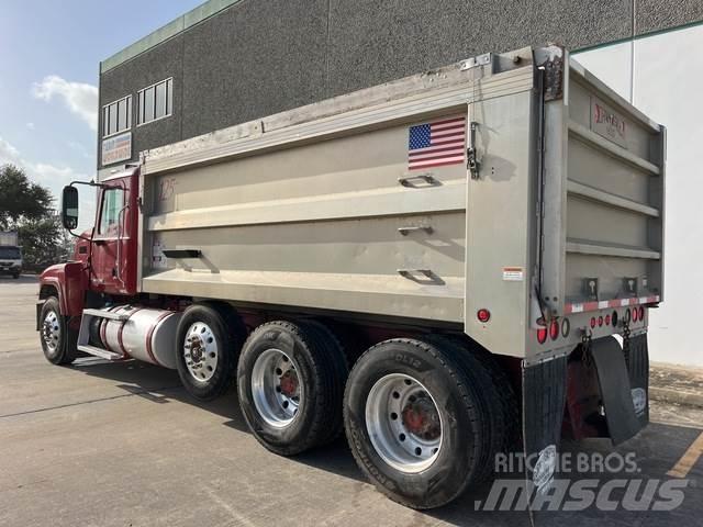 Mack CHU613 Damperli kamyonlar