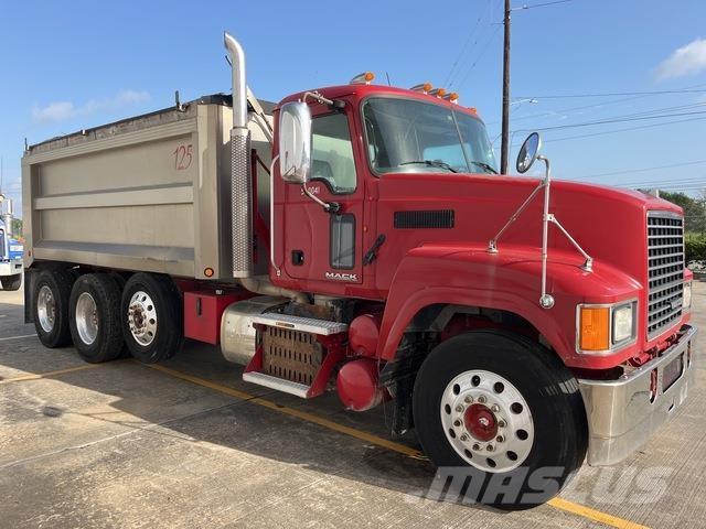 Mack CHU613 Damperli kamyonlar