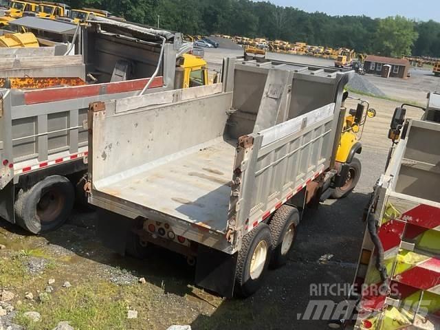 Mack CV700 Kar küreme biçaklari