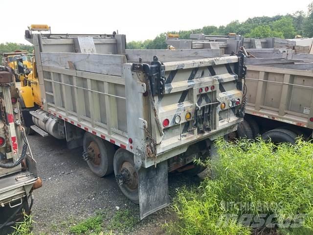 Mack CV700 Kar küreme biçaklari
