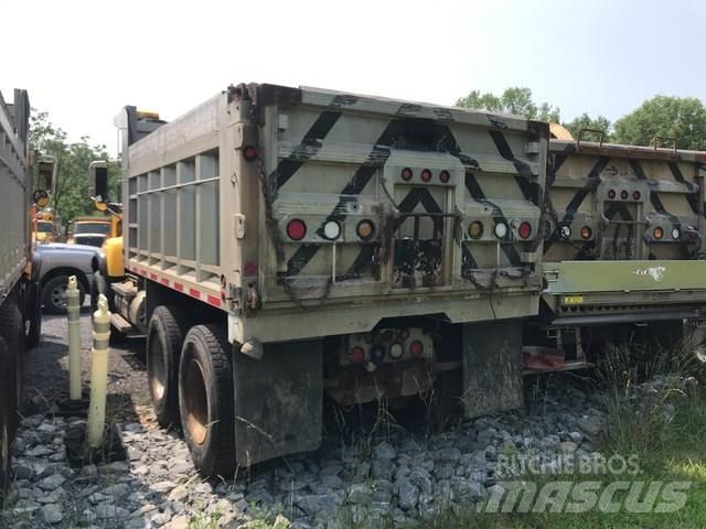 Mack CV700 Kar küreme biçaklari