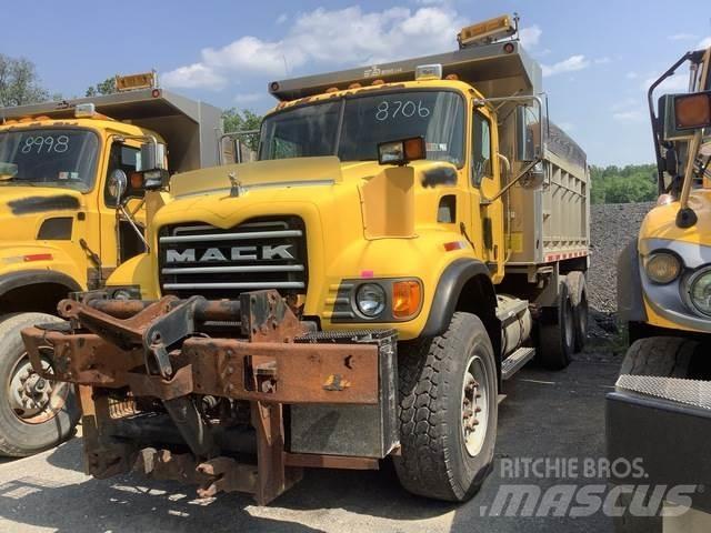 Mack CV700 Kar küreme biçaklari