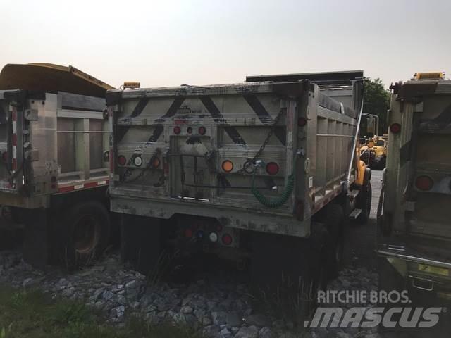 Mack CV700 Kar küreme biçaklari