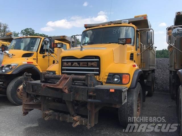 Mack CV700 Kar küreme biçaklari