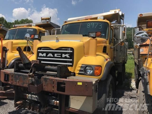 Mack CV700 Kar küreme biçaklari