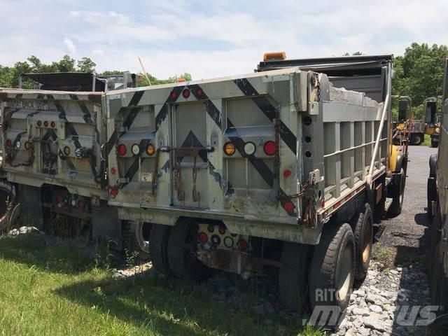 Mack CV700 Kar küreme biçaklari