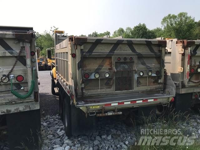 Mack CV700 Kar küreme biçaklari