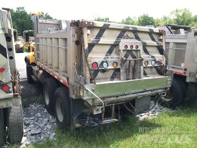 Mack CV700 Kar küreme biçaklari