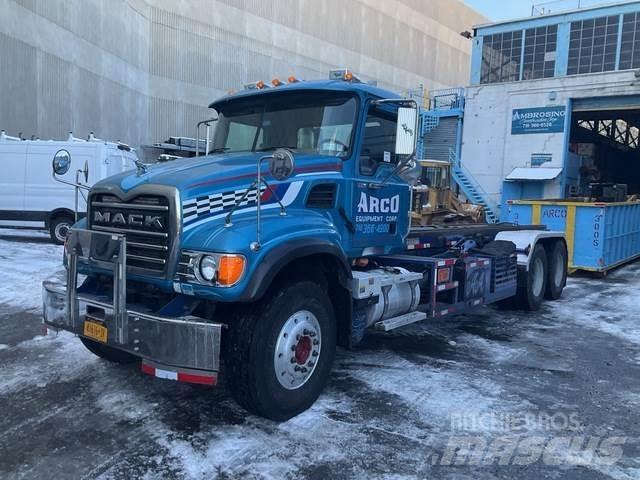 Mack CV713 Hidroliftli kamyonlar