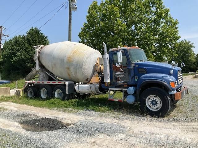 Mack CV713 Diger kamyonlar