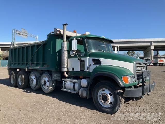 Mack CV713 Damperli kamyonlar