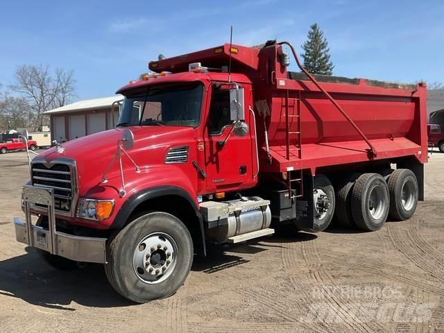 Mack CV713 Damperli kamyonlar