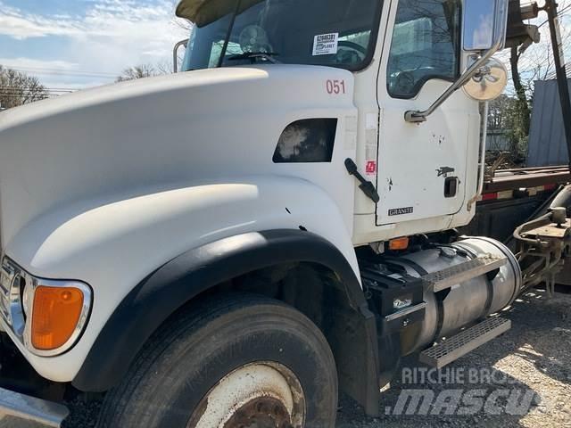 Mack CV713 Hidroliftli kamyonlar