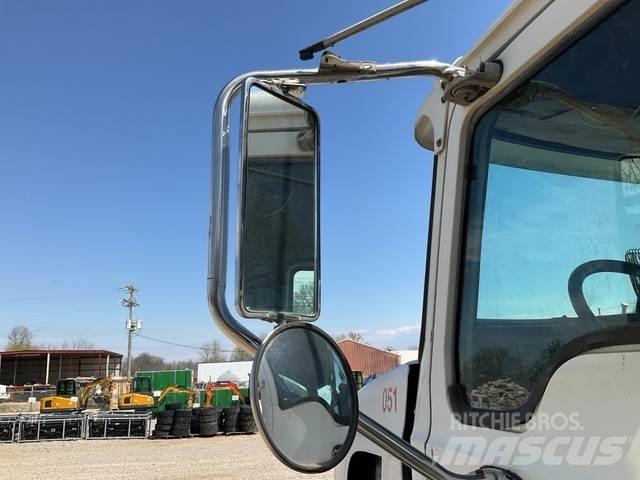 Mack CV713 Hidroliftli kamyonlar