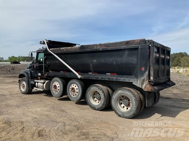 Mack CV713 Damperli kamyonlar
