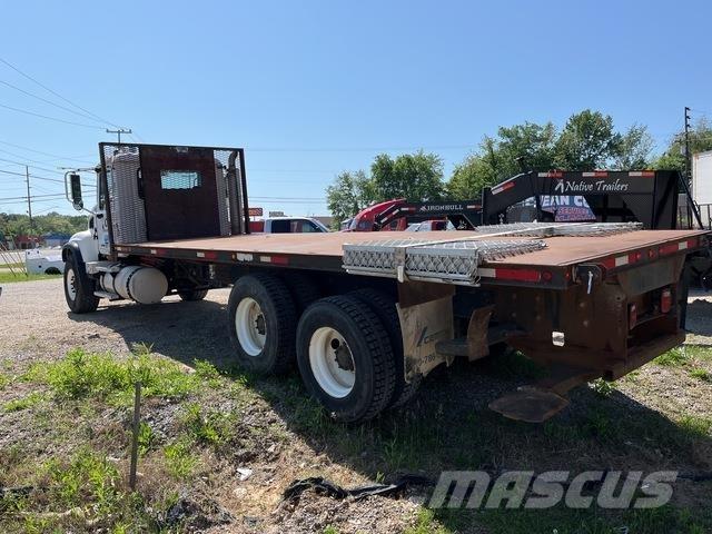 Mack CV713 Flatbed kamyonlar