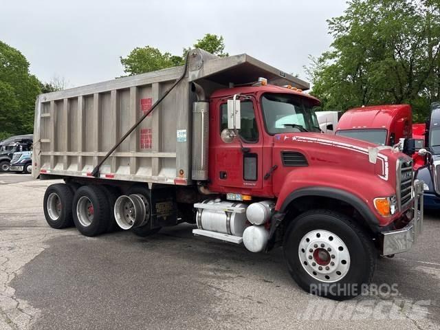 Mack CV713 Damperli kamyonlar