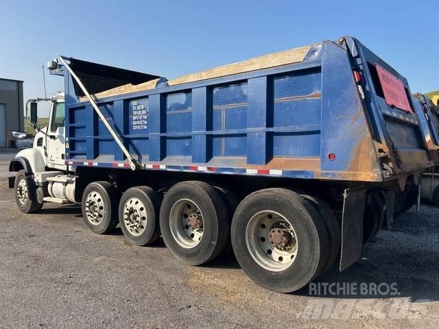 Mack CV713 Damperli kamyonlar
