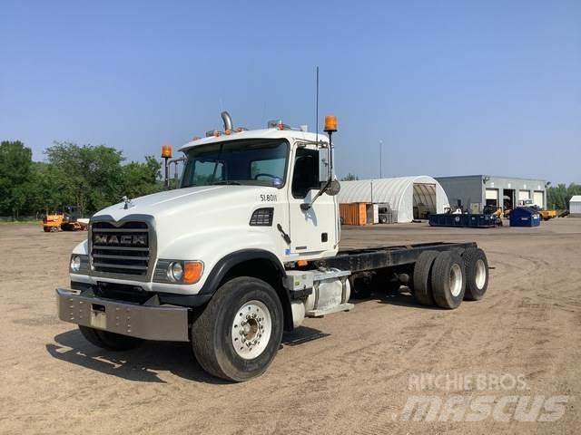 Mack CV713 Kabinler