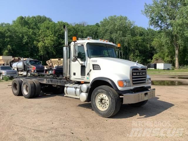 Mack CV713 Kabinler