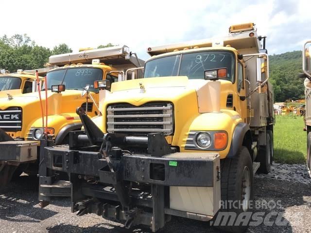 Mack CV713 Kar küreme biçaklari