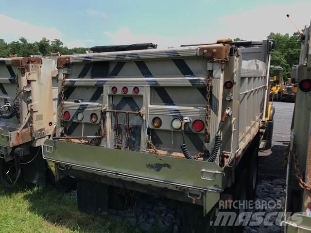 Mack CV713 Kar küreme biçaklari