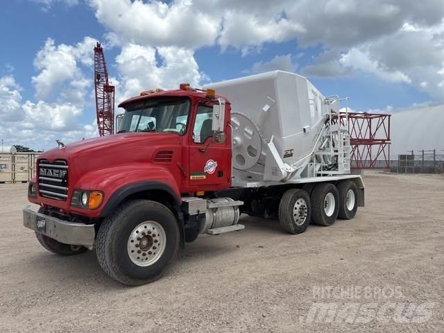 Mack CV713 Diger kamyonlar